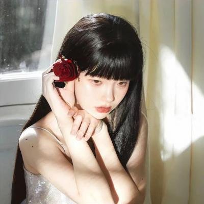 鉴识英雄