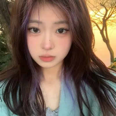 黑夜中的玻璃人偶